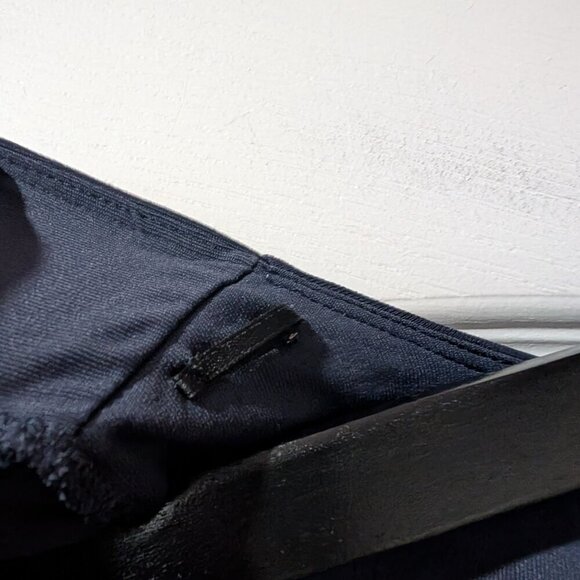 Aritzia Babaton | Contour Squareneck Longsleeve in Total Eclipse Navy - Picture 7 of 7